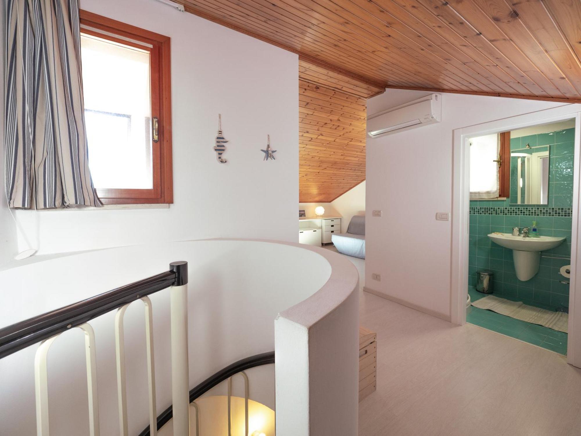 Oasi Di Comfort 5 Posti Letto Eleganza A Lignano Lignano Sabbiadoro